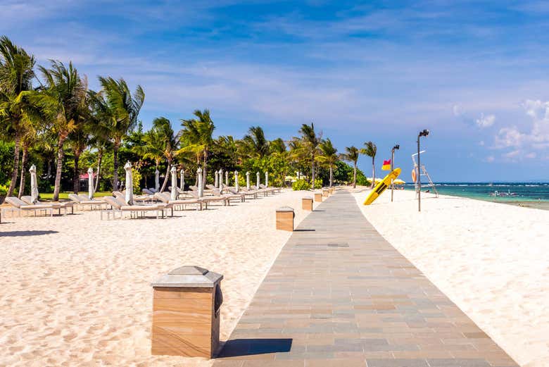 Geger beach
