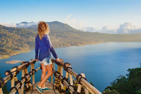 Twin Lakes Trek